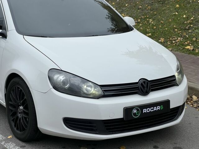 Фольксваген Джетта 2012 в Киеве на Automoto.ua Белый Фольксваген Джетта, объемом двигателя 2 л и пробегом 278 тыс. км за 8500 $, фото 6 на Automoto.ua