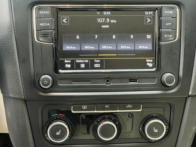 Фольксваген Джетта 2012 в Киеве на Automoto.ua Белый Фольксваген Джетта, объемом двигателя 2 л и пробегом 278 тыс. км за 8500 $, фото 14 на Automoto.ua