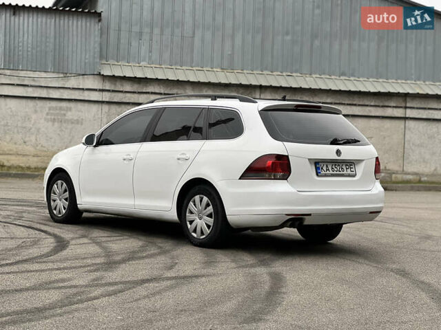 Белый Фольксваген Джетта, объемом двигателя 2.5 л и пробегом 258 тыс. км за 6500 $, фото 7 на Automoto.ua