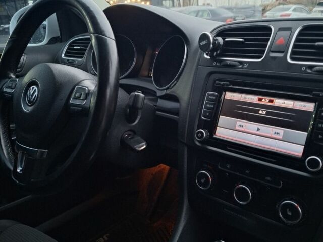 Белый Фольксваген Джетта, объемом двигателя 2.5 л и пробегом 259 тыс. км за 6100 $, фото 18 на Automoto.ua