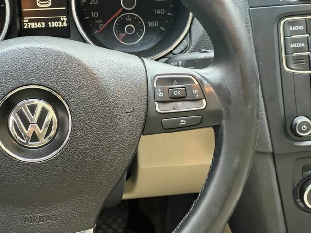 Фольксваген Джетта 2012 в Киеве на Automoto.ua Белый Фольксваген Джетта, объемом двигателя 2 л и пробегом 278 тыс. км за 8500 $, фото 13 на Automoto.ua