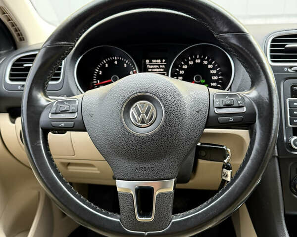 Білий Фольксваген Джетта, об'ємом двигуна 2.48 л та пробігом 275 тис. км за 6999 $, фото 20 на Automoto.ua