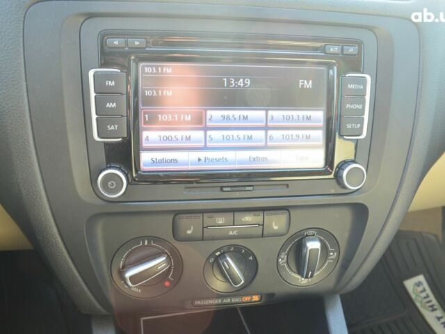 Бежевый Фольксваген Джетта, объемом двигателя 0 л и пробегом 223 тыс. км за 9600 $, фото 12 на Automoto.ua