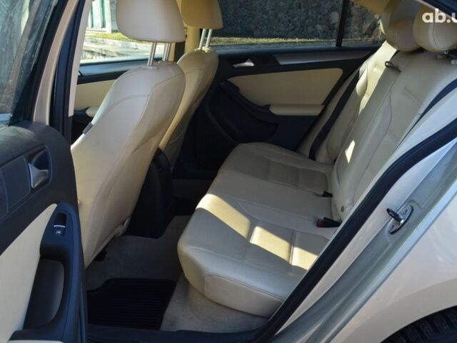 Бежевый Фольксваген Джетта, объемом двигателя 0 л и пробегом 223 тыс. км за 9600 $, фото 9 на Automoto.ua