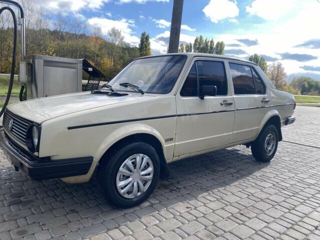 Бежевий Фольксваген Джетта, об'ємом двигуна 1.8 л та пробігом 88 тис. км за 955 $, фото 3 на Automoto.ua