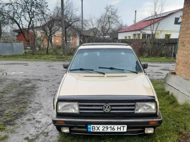 Бежевый Фольксваген Джетта, объемом двигателя 1.6 л и пробегом 500 тыс. км за 3000 $, фото 1 на Automoto.ua