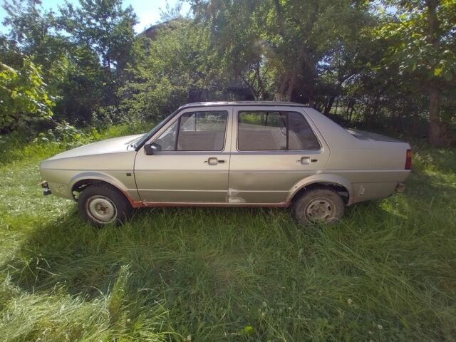 Бежевый Фольксваген Джетта, объемом двигателя 1.6 л и пробегом 438 тыс. км за 700 $, фото 1 на Automoto.ua