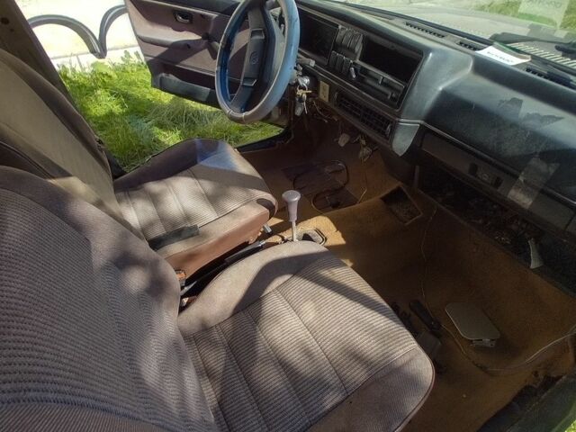 Бежевый Фольксваген Джетта, объемом двигателя 1.6 л и пробегом 438 тыс. км за 700 $, фото 15 на Automoto.ua