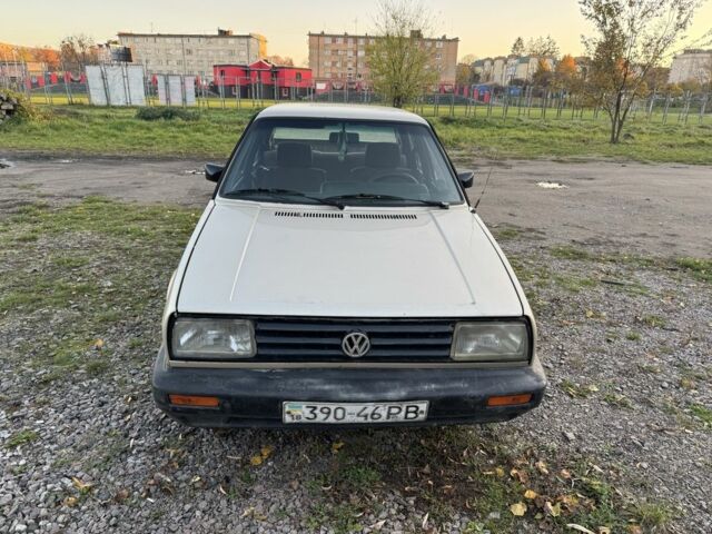 Бежевий Фольксваген Джетта, об'ємом двигуна 1.6 л та пробігом 378 тис. км за 1200 $, фото 1 на Automoto.ua