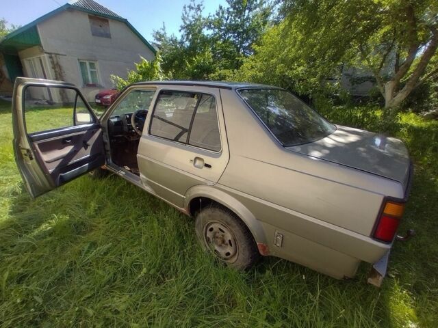 Бежевый Фольксваген Джетта, объемом двигателя 1.6 л и пробегом 438 тыс. км за 700 $, фото 7 на Automoto.ua