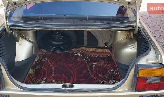 Бежевый Фольксваген Джетта, объемом двигателя 1.6 л и пробегом 170 тыс. км за 1500 $, фото 5 на Automoto.ua