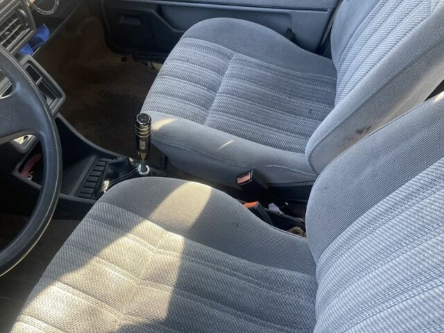 Бежевый Фольксваген Джетта, объемом двигателя 1.8 л и пробегом 270 тыс. км за 1100 $, фото 5 на Automoto.ua