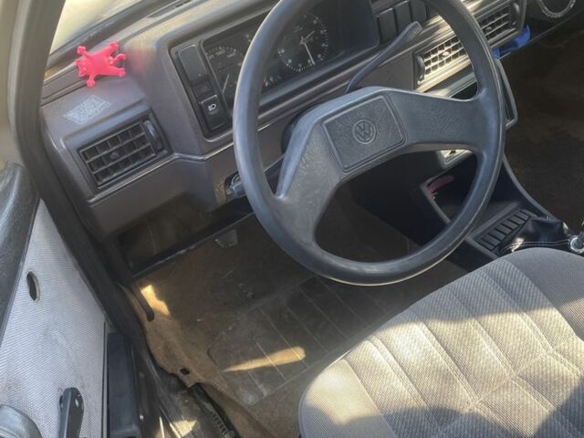 Бежевый Фольксваген Джетта, объемом двигателя 1.8 л и пробегом 270 тыс. км за 1100 $, фото 4 на Automoto.ua