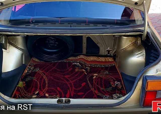 Фольксваген Джетта 1986 в Броварах на Automoto.ua Бежевый Фольксваген Джетта, объемом двигателя 1.6 л и пробегом 170 тыс. км за 1500 $, фото 5 на Automoto.ua