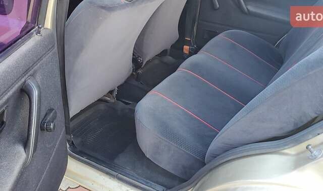 Бежевый Фольксваген Джетта, объемом двигателя 1.6 л и пробегом 170 тыс. км за 1500 $, фото 9 на Automoto.ua