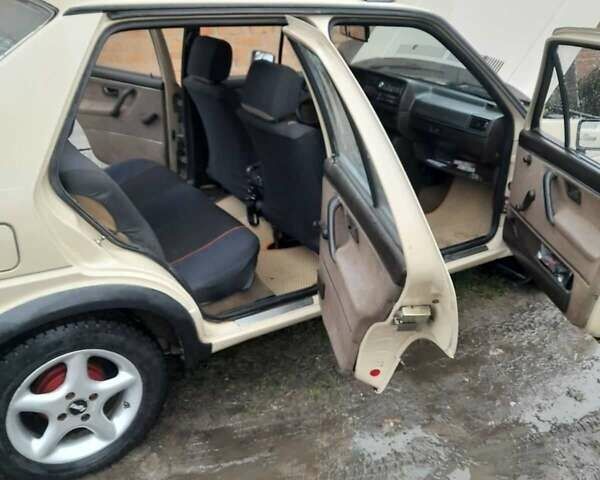 Бежевый Фольксваген Джетта, объемом двигателя 1.6 л и пробегом 500 тыс. км за 3000 $, фото 5 на Automoto.ua