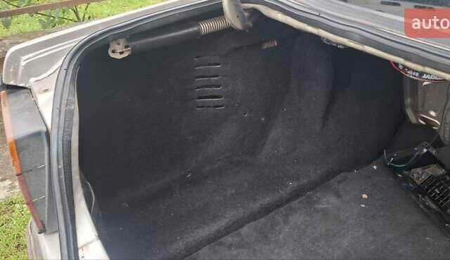 Бежевий Фольксваген Джетта, об'ємом двигуна 1.8 л та пробігом 327 тис. км за 999 $, фото 11 на Automoto.ua