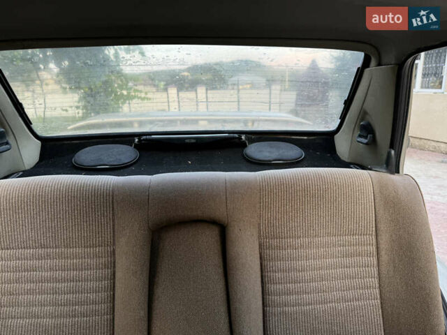 Бежевий Фольксваген Джетта, об'ємом двигуна 1.6 л та пробігом 370 тис. км за 1400 $, фото 19 на Automoto.ua