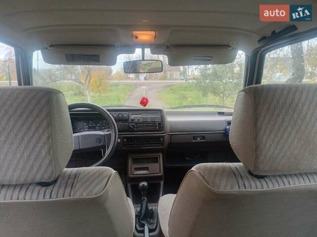 Бежевый Фольксваген Джетта, объемом двигателя 1.8 л и пробегом 250 тыс. км за 1250 $, фото 5 на Automoto.ua