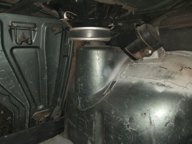 Бежевый Фольксваген Джетта, объемом двигателя 1 л и пробегом 330 тыс. км за 1399 $, фото 5 на Automoto.ua