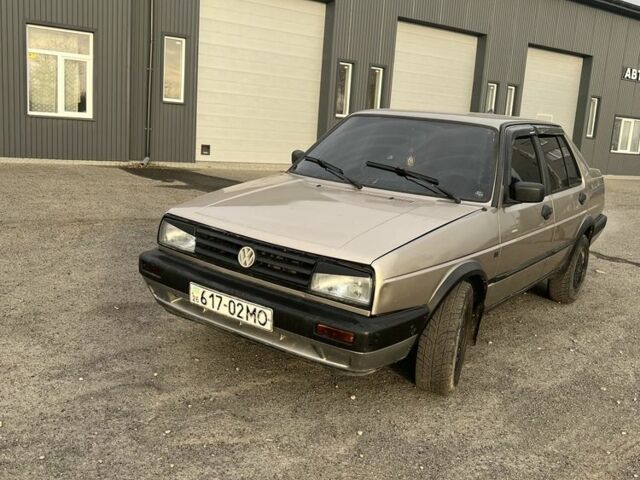 Бежевый Фольксваген Джетта, объемом двигателя 1.3 л и пробегом 325 тыс. км за 1000 $, фото 5 на Automoto.ua