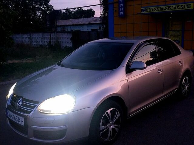 Бежевый Фольксваген Джетта, объемом двигателя 1.6 л и пробегом 260 тыс. км за 5000 $, фото 13 на Automoto.ua