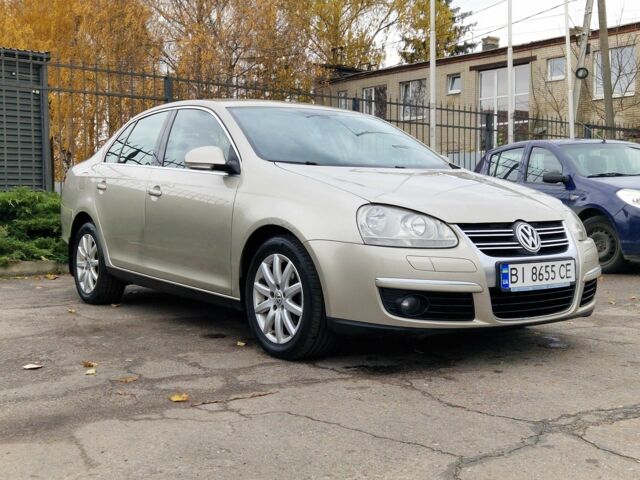 Бежевый Фольксваген Джетта, объемом двигателя 2 л и пробегом 240 тыс. км за 4600 $, фото 7 на Automoto.ua