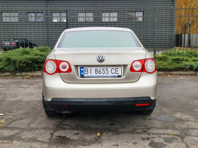 Бежевый Фольксваген Джетта, объемом двигателя 2 л и пробегом 240 тыс. км за 4600 $, фото 12 на Automoto.ua