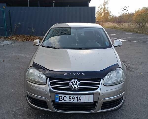 Фольксваген Джетта 2006 в Львове на Automoto.ua Бежевый Фольксваген Джетта, объемом двигателя 1.6 л и пробегом 246 тыс. км за 6100 $, фото 7 на Automoto.ua