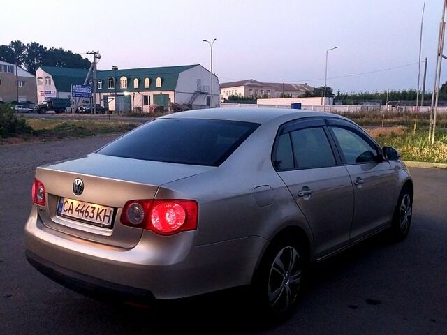 Бежевый Фольксваген Джетта, объемом двигателя 1.6 л и пробегом 260 тыс. км за 5000 $, фото 11 на Automoto.ua