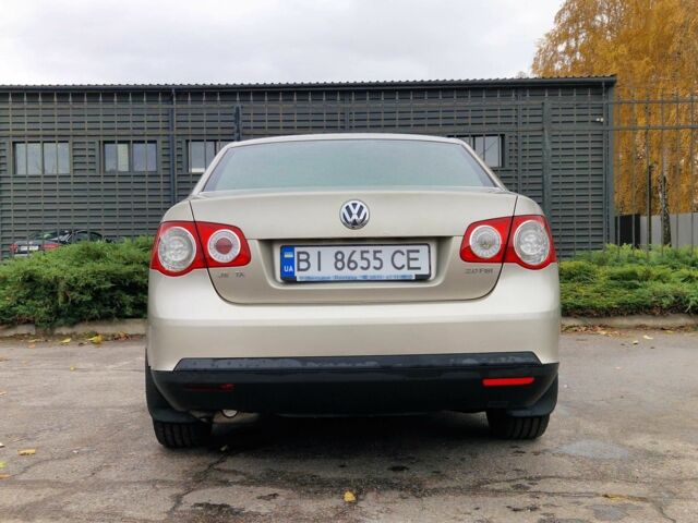 Бежевый Фольксваген Джетта, объемом двигателя 2 л и пробегом 240 тыс. км за 4600 $, фото 11 на Automoto.ua