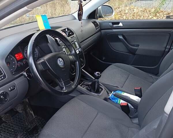 Фольксваген Джетта 2006 в Львове на Automoto.ua Бежевый Фольксваген Джетта, объемом двигателя 1.6 л и пробегом 246 тыс. км за 6100 $, фото 3 на Automoto.ua