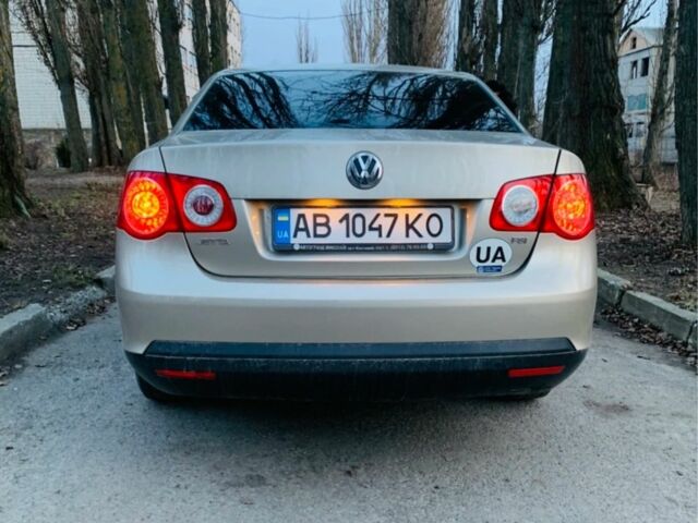 Бежевый Фольксваген Джетта, объемом двигателя 1.6 л и пробегом 184 тыс. км за 5900 $, фото 3 на Automoto.ua