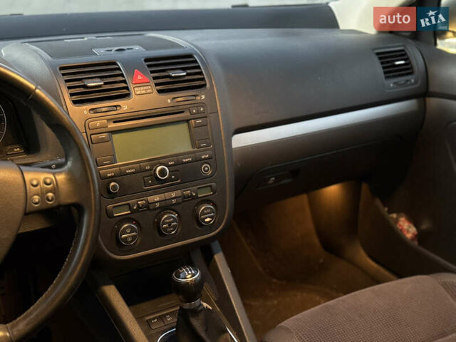 Бежевый Фольксваген Джетта, объемом двигателя 1.6 л и пробегом 188 тыс. км за 4950 $, фото 22 на Automoto.ua