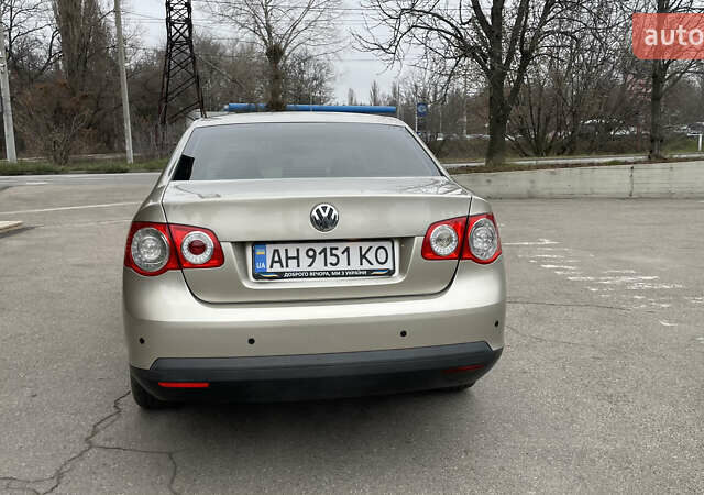 Бежевый Фольксваген Джетта, объемом двигателя 1.6 л и пробегом 189 тыс. км за 5900 $, фото 7 на Automoto.ua