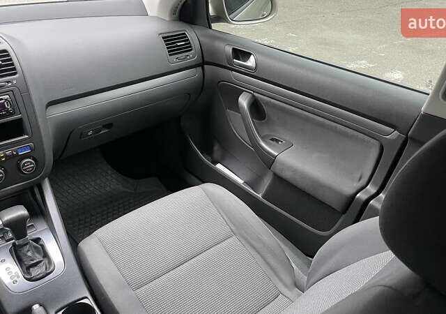 Бежевый Фольксваген Джетта, объемом двигателя 1.6 л и пробегом 189 тыс. км за 5900 $, фото 18 на Automoto.ua