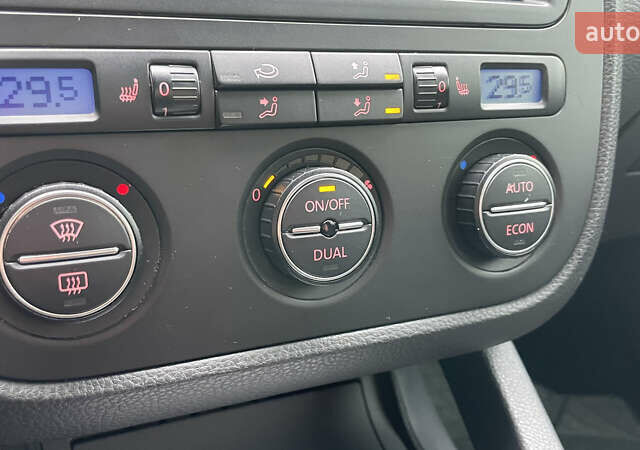 Бежевый Фольксваген Джетта, объемом двигателя 1.6 л и пробегом 189 тыс. км за 5900 $, фото 26 на Automoto.ua