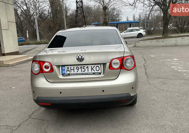 Бежевый Фольксваген Джетта, объемом двигателя 1.6 л и пробегом 189 тыс. км за 5900 $, фото 6 на Automoto.ua