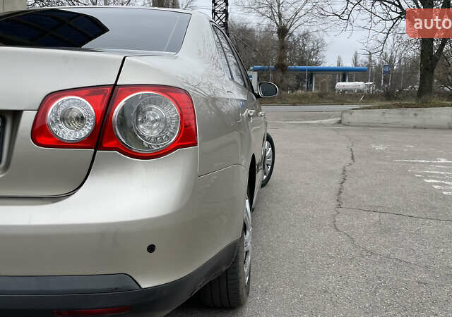 Бежевый Фольксваген Джетта, объемом двигателя 1.6 л и пробегом 189 тыс. км за 5900 $, фото 9 на Automoto.ua