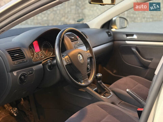 Бежевый Фольксваген Джетта, объемом двигателя 1.6 л и пробегом 188 тыс. км за 4950 $, фото 14 на Automoto.ua