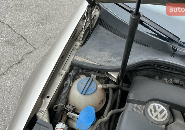 Бежевый Фольксваген Джетта, объемом двигателя 1.6 л и пробегом 189 тыс. км за 5900 $, фото 32 на Automoto.ua