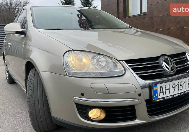 Бежевый Фольксваген Джетта, объемом двигателя 1.6 л и пробегом 189 тыс. км за 5900 $, фото 15 на Automoto.ua