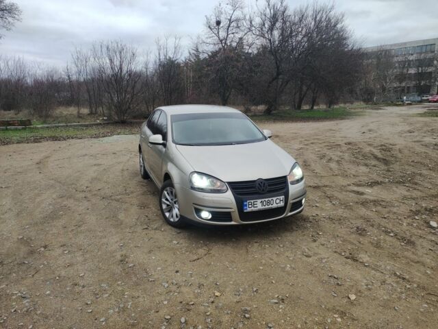 Бежевый Фольксваген Джетта, объемом двигателя 1.6 л и пробегом 220 тыс. км за 5300 $, фото 4 на Automoto.ua