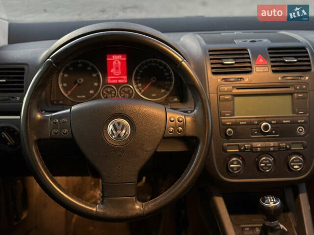 Бежевый Фольксваген Джетта, объемом двигателя 1.6 л и пробегом 188 тыс. км за 4950 $, фото 25 на Automoto.ua