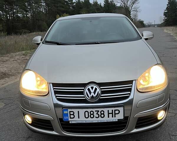 Бежевый Фольксваген Джетта, объемом двигателя 1.6 л и пробегом 249 тыс. км за 6299 $, фото 8 на Automoto.ua