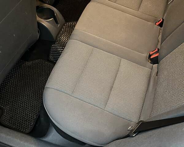 Бежевый Фольксваген Джетта, объемом двигателя 1.6 л и пробегом 249 тыс. км за 6299 $, фото 24 на Automoto.ua