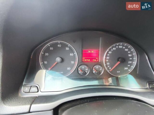 Бежевый Фольксваген Джетта, объемом двигателя 1.6 л и пробегом 238 тыс. км за 5100 $, фото 7 на Automoto.ua