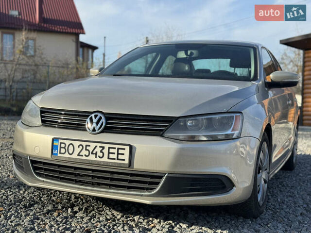Бежевый Фольксваген Джетта, объемом двигателя 2.48 л и пробегом 289 тыс. км за 7999 $, фото 3 на Automoto.ua
