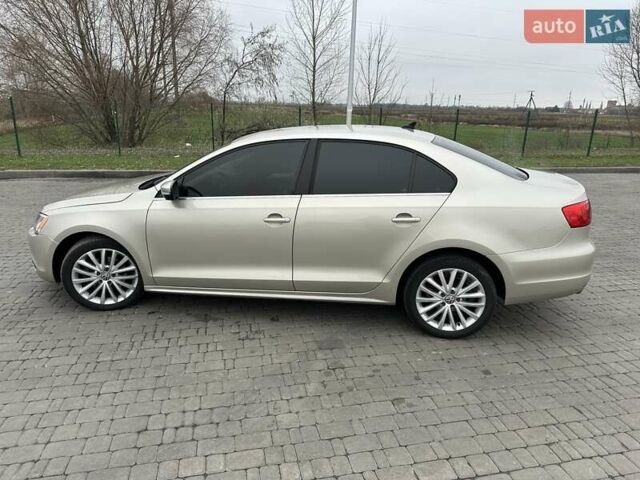 Бежевый Фольксваген Джетта, объемом двигателя 2.5 л и пробегом 224 тыс. км за 8600 $, фото 6 на Automoto.ua