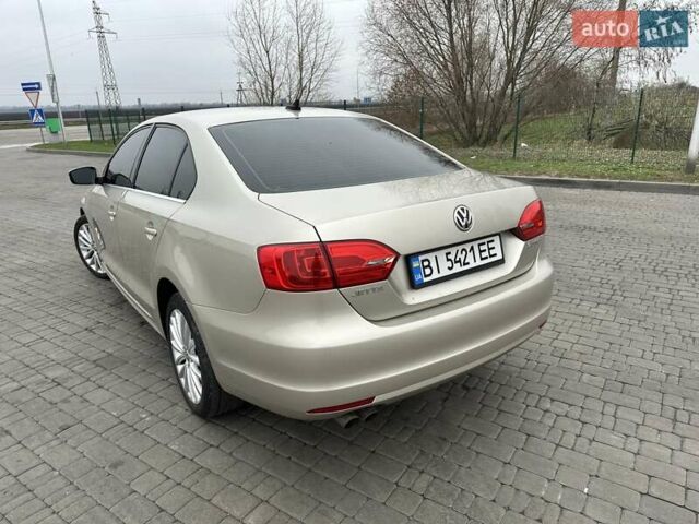 Бежевый Фольксваген Джетта, объемом двигателя 2.5 л и пробегом 224 тыс. км за 8600 $, фото 7 на Automoto.ua